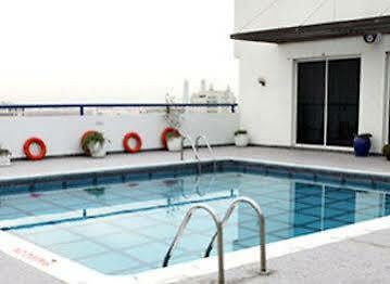 Best Western Elite Juffair Hotel Манама Екстериор снимка